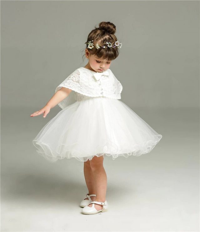 Robe de Baptême Brodée pour Bébé